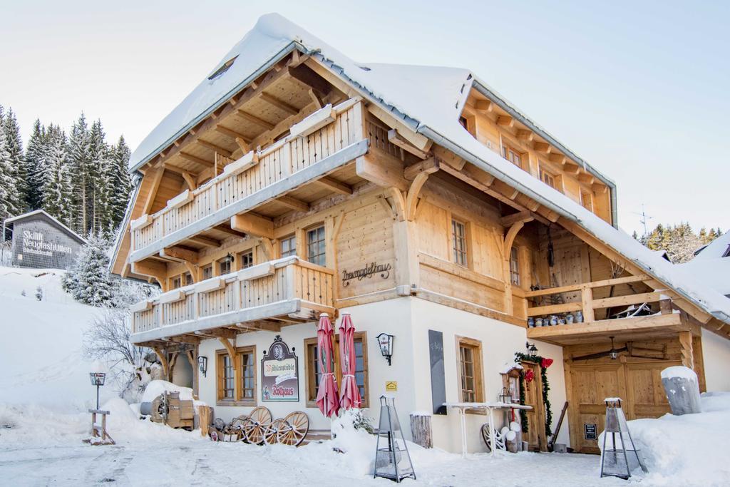 Hotel & Restaurant Gruner Baum - Die Grune Oase Am Feldberg Feldberg  Esterno foto